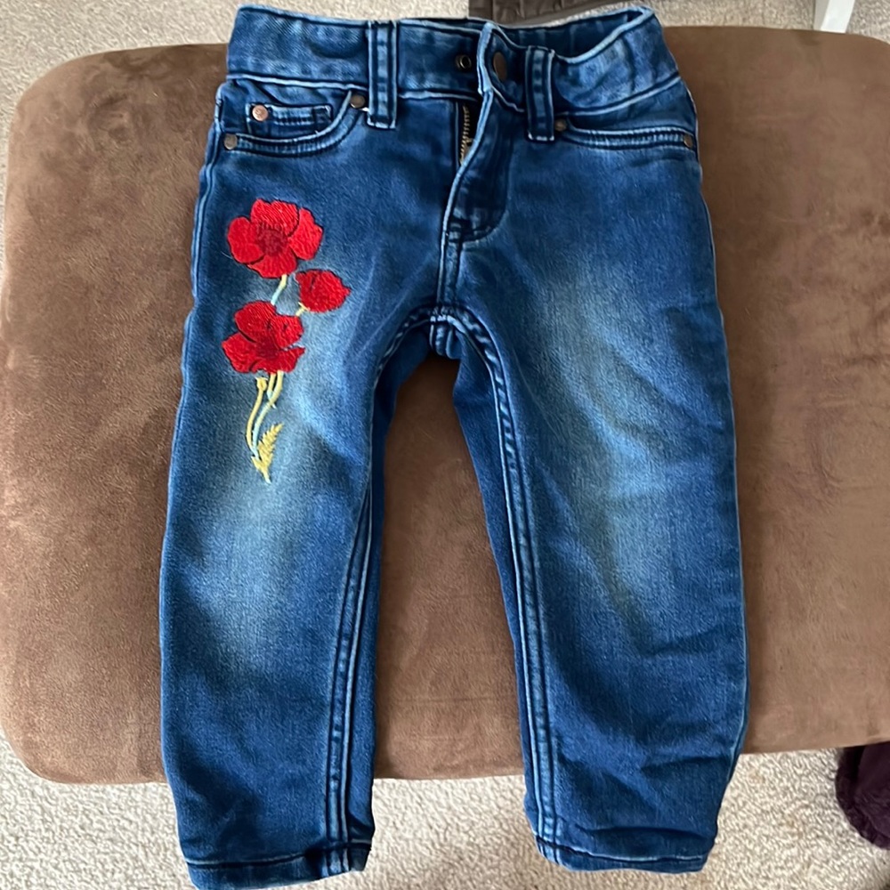 Osh kosh 2t jeans.